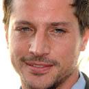 Simon Rex