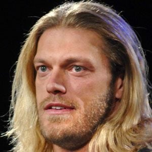 What are some biographical facts about WWE wrestler Edge?