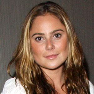 Amanda Brooks - Bio, Facts, Family | Famous Birthdays