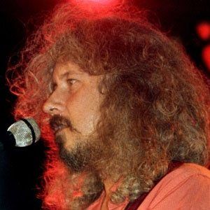 Arlo Guthrie - Bio, Facts, Family | Famous Birthdays