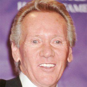 Bill Medley - Bio, Facts, Family | Famous Birthdays