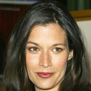 Brooke Langton - Bio, Facts, Family | Famous Birthdays