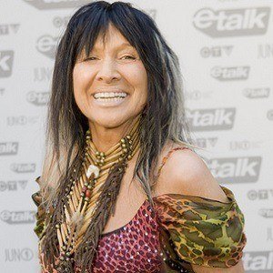 Buffy Sainte-Marie - Bio, Facts, Family | Famous Birthdays