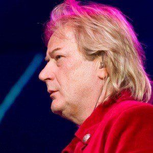 Geoff Downes - Bio, Facts, Family | Famous Birthdays