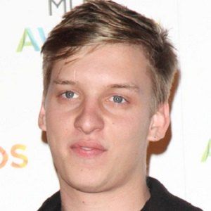 George Ezra - Bio, Facts, Family | Famous Birthdays