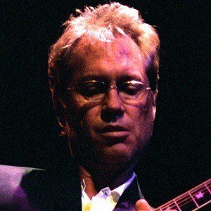 Gerry Beckley - Bio, Facts, Family | Famous Birthdays