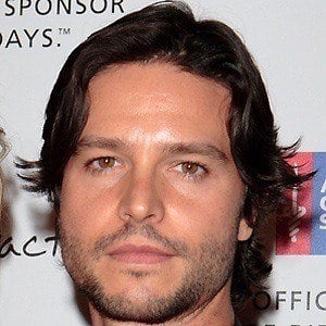 Jason Behr - Bio, Facts, Family | Famous Birthdays