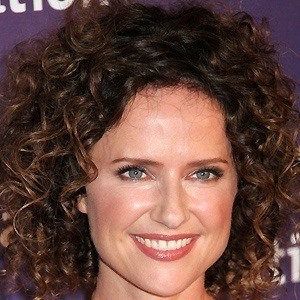 Jean Louisa Kelly - Bio, Facts, Family | Famous Birthdays