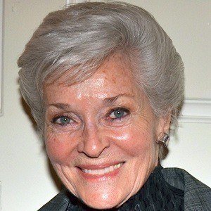 Lee Meriwether - Bio, Facts, Family | Famous Birthdays