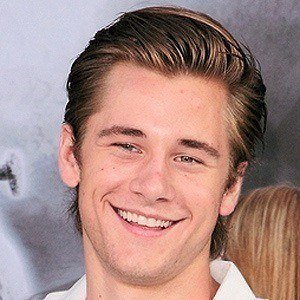 Luke Benward - Bio, Facts, Family | Famous Birthdays