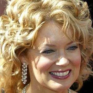 Mary Hart - Bio, Facts, Family | Famous Birthdays
