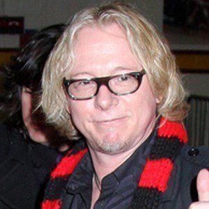 Mike Mills (Guitarist) - Bio, Facts, Family | Famous Birthdays