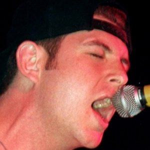 Mike Ness - Bio, Facts, Family | Famous Birthdays