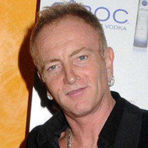 Phil Collen - Bio, Facts, Family | Famous Birthdays