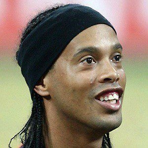 Ronaldinho - Bio, Facts, Family | Famous Birthdays