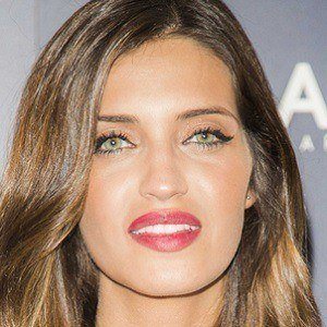 Sara Carbonero - Bio, Facts, Family | Famous Birthdays