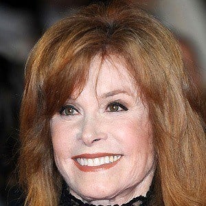 Stefanie Powers - Bio, Facts, Family | Famous Birthdays