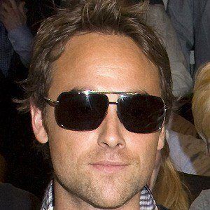 Stuart Townsend - Bio, Facts, Family | Famous Birthdays