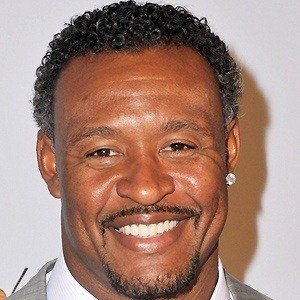 Willie McGinest - Bio, Facts, Family | Famous Birthdays
