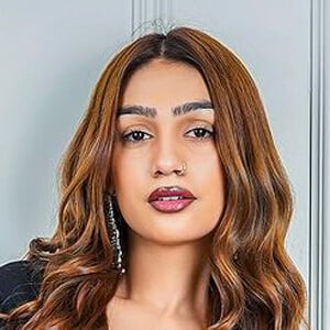 Aayushi Profile Picture