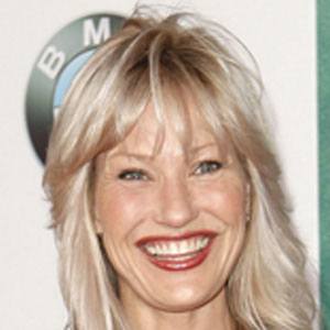 Joey lauren adams young