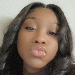 Adore.amari Profile Picture