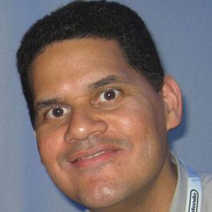 Natura porter overbelastning Reggie Fils-Aime - Age, Family, Bio | Famous Birthdays