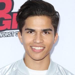 Alex Aiono Profile Picture