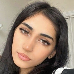 Aisha Profile Picture