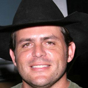 Rhett Akins - Age, Family, Bio | Famous Birthdays