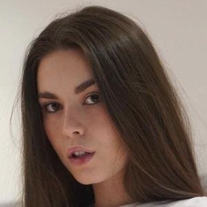 Lauren Alexis Profile Picture