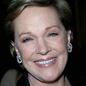 Julie Andrews Profile Picture