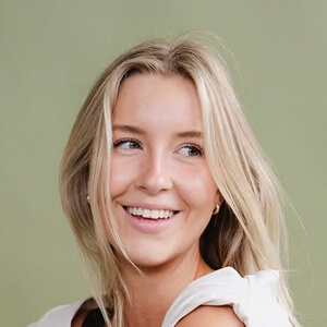 Bella Anya Profile Picture