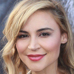 Samaire Armstrong Profile Picture