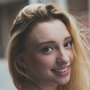 Yulia Artemyeva Profile Picture