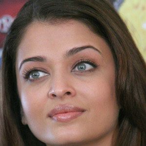 Aishwarya Rai Bachchan - Age, Family, Bio | Famous Birthdays