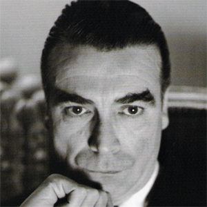 encre Yaourt Explosifs cristóbal balenciaga biografia périr lycée ...