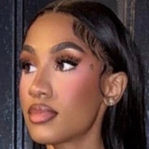 Yoshi Banks Profile Picture