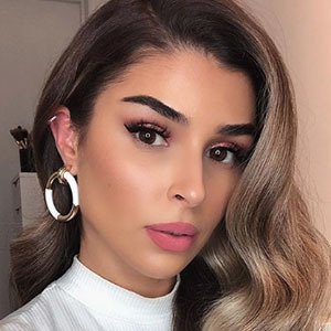 Bárbara De Medeiros Profile Picture