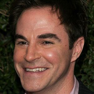 Roger Bart Profile Picture