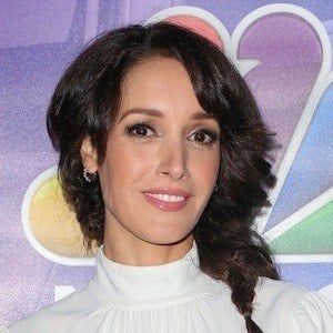 Jennifer Beals Profile Picture