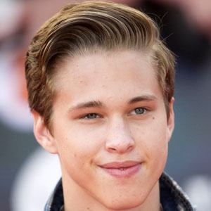 Ryan Beatty Profile Picture