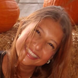 Elli Belle Profile Picture