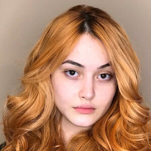 Victoria Benevides Profile Picture