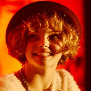 Camren Bicondova Profile Picture