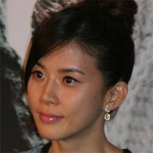 Lee Bo-young - Age, Family, Bio | Famous Birthdays