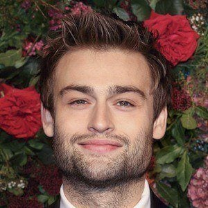 Douglas Booth Profile Picture