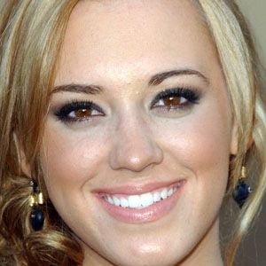 Andrea Bowen Profile Picture