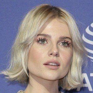 Lucy Boynton Profile Picture