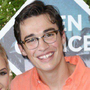 Joey Bragg